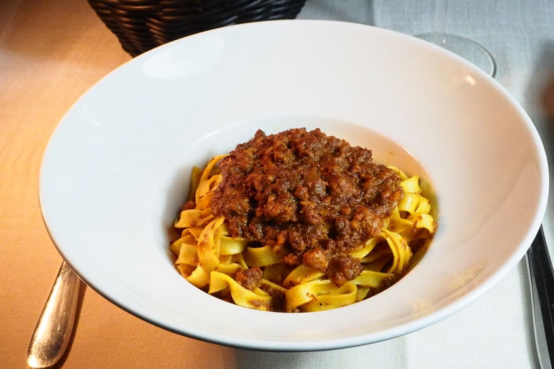 Tagliatelle al ragu bolognese - Rosteria Luciano - Ristorante Bologna & Cucina Bolognese